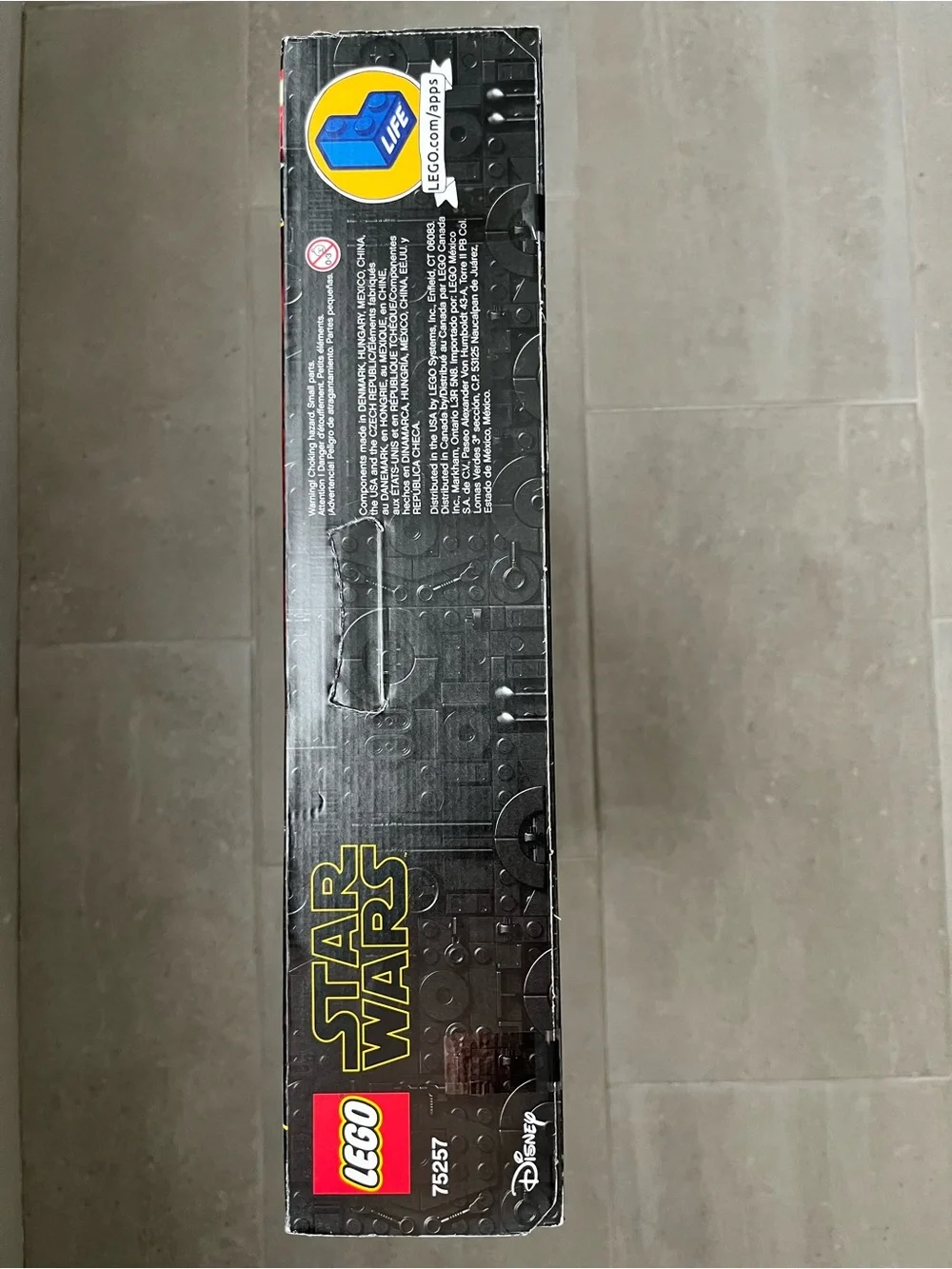 NEW LEGO Star Wars Millennium Falcon #75257